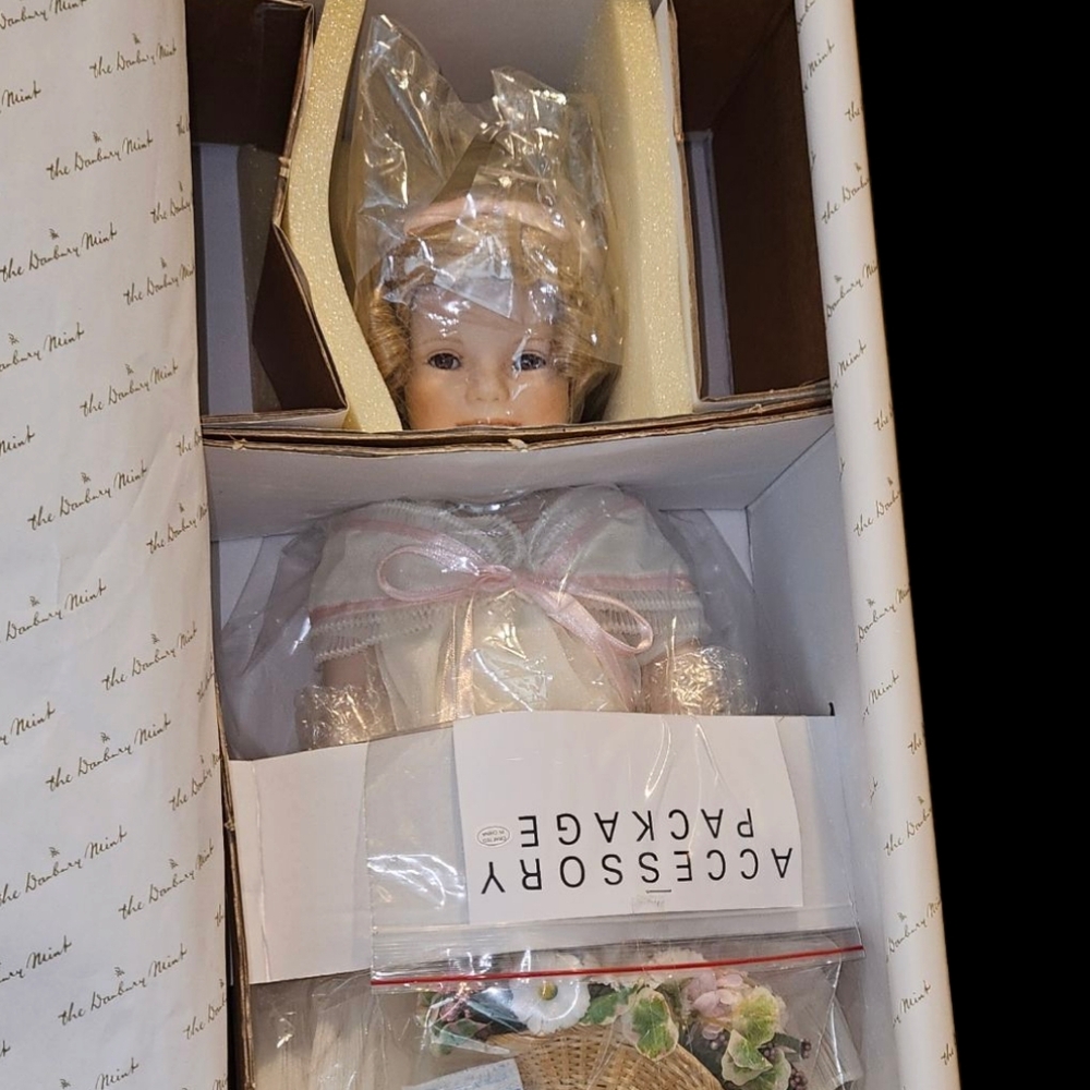 "Flower Girl" Shirley Temple Porcelain Doll